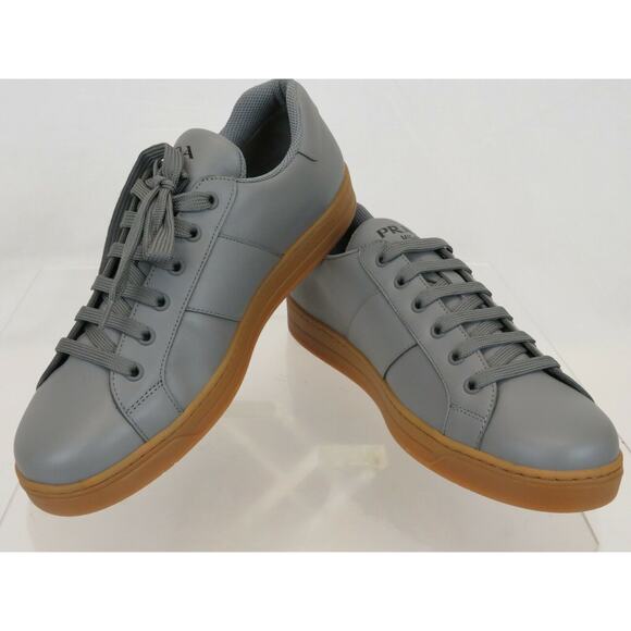 NIB PRADA 4E3501 GRAY LEATHER LACE UP LOGO LOW TOP SNEAKERS 7.5 / US 8.5 ITALY - Picture 1 of 12